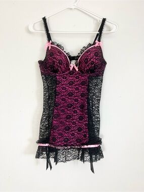 Victoria’s Secret Sexy Little Thing Sheer Garter Slip Pink Lace Coquette Bow 34C